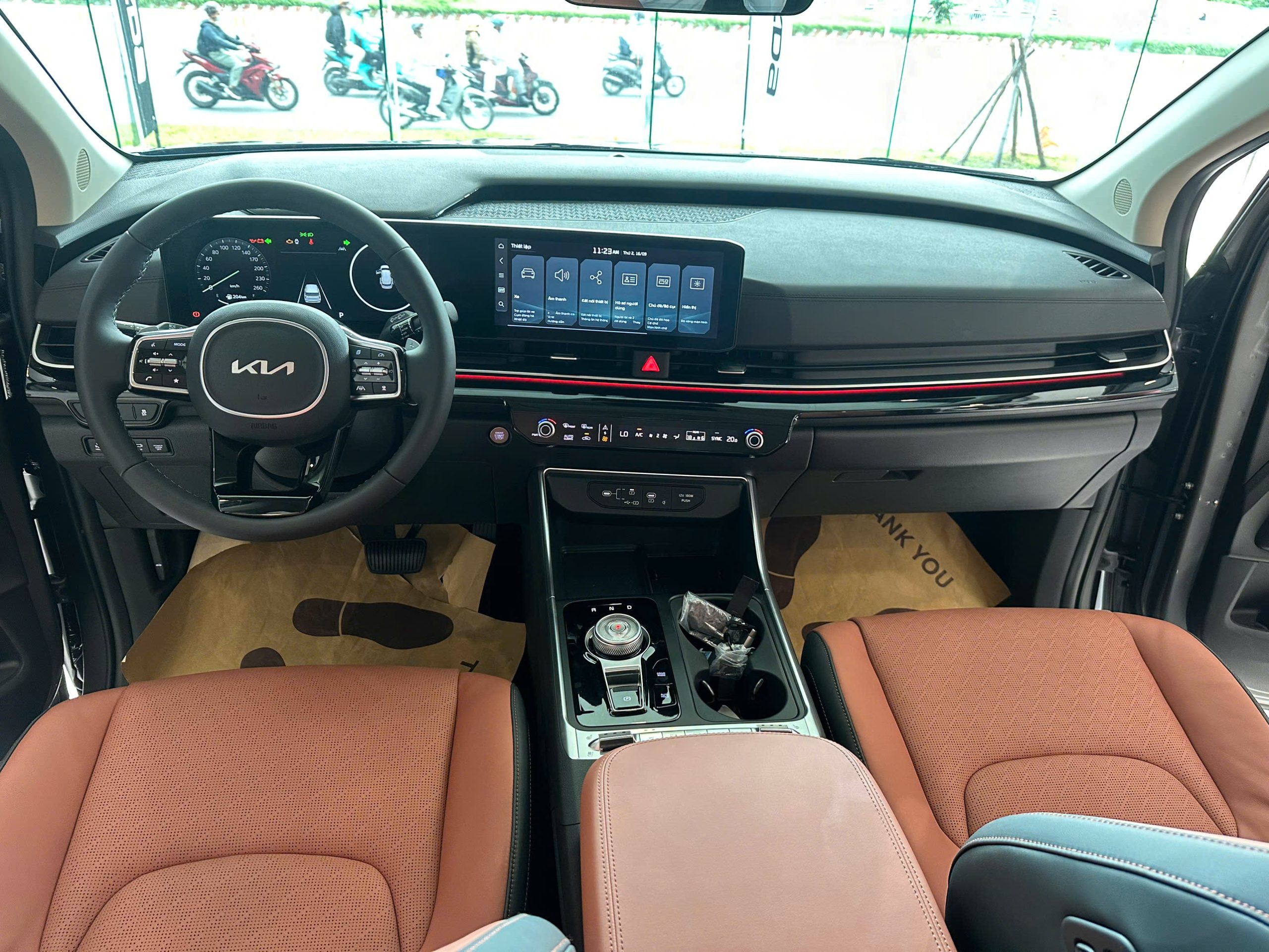 New KIA Carnival 2.2D Premium 7S