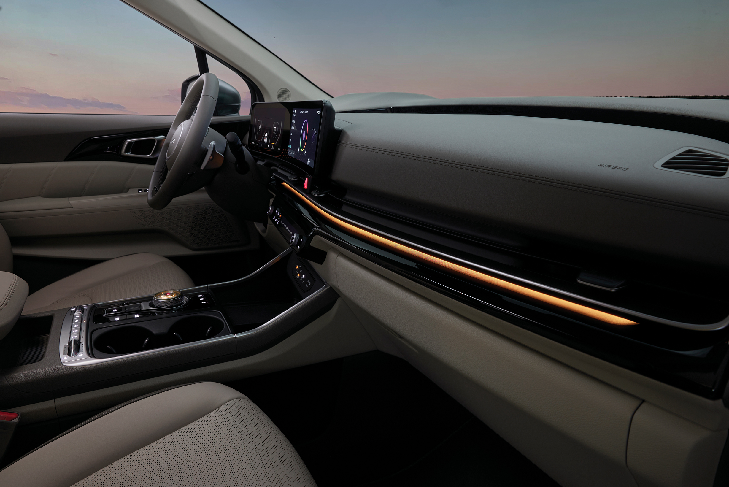New KIA Carnival 2.2D Premium 7S